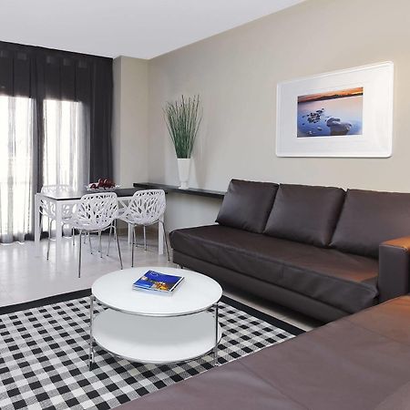 Barcelona Apartment Gran De Gracia Exterior photo